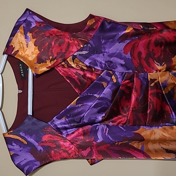 Special occasion dress - Picture 2 of 3